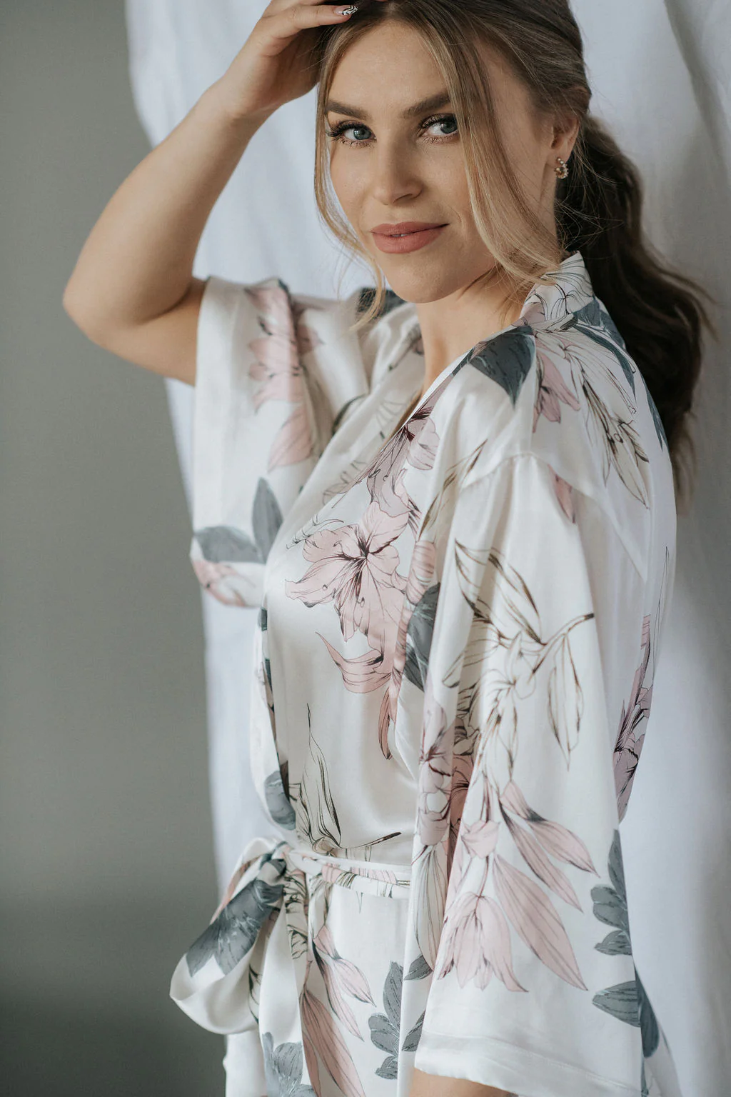 Bloom Long Kimono Robe - Image 4