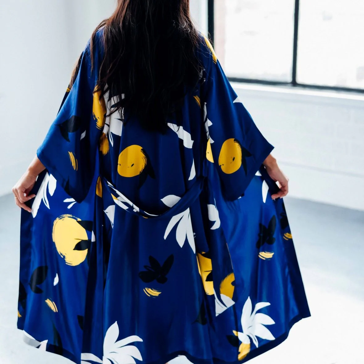 Luna Long Kimono Robe - Image 4