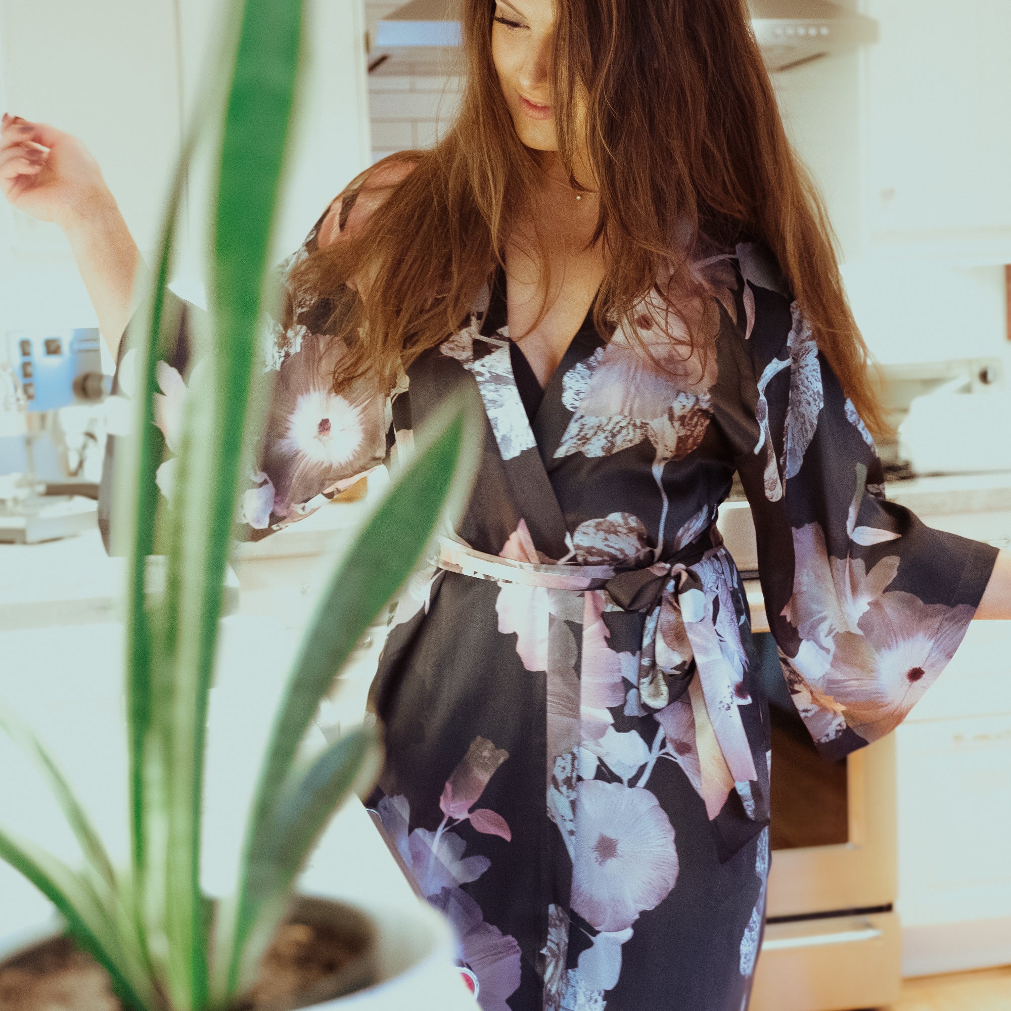 Mana Mahina Long Kimono Robe - Image 5