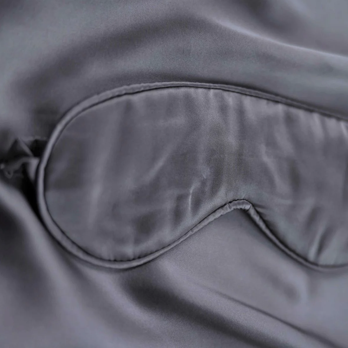 The Cloud Nine *NON TOXIC* Sleep Mask - Image 6